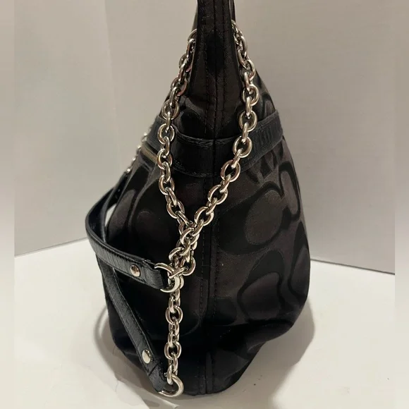 Coach Poppy Signature Logo Canvas Shoulder Bag - Picture 4 of 16